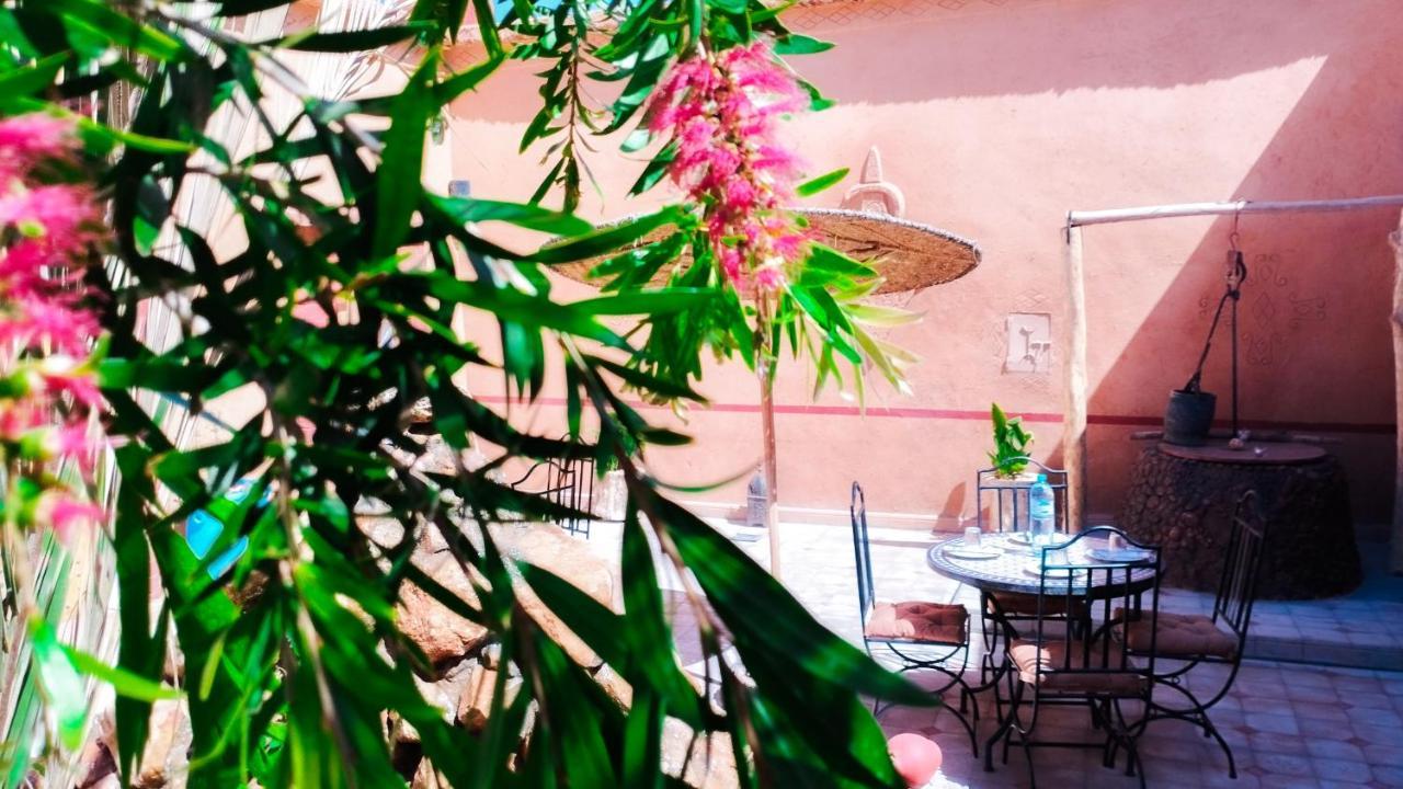 Kasbah Tussna Hotel Boumalne Exterior foto