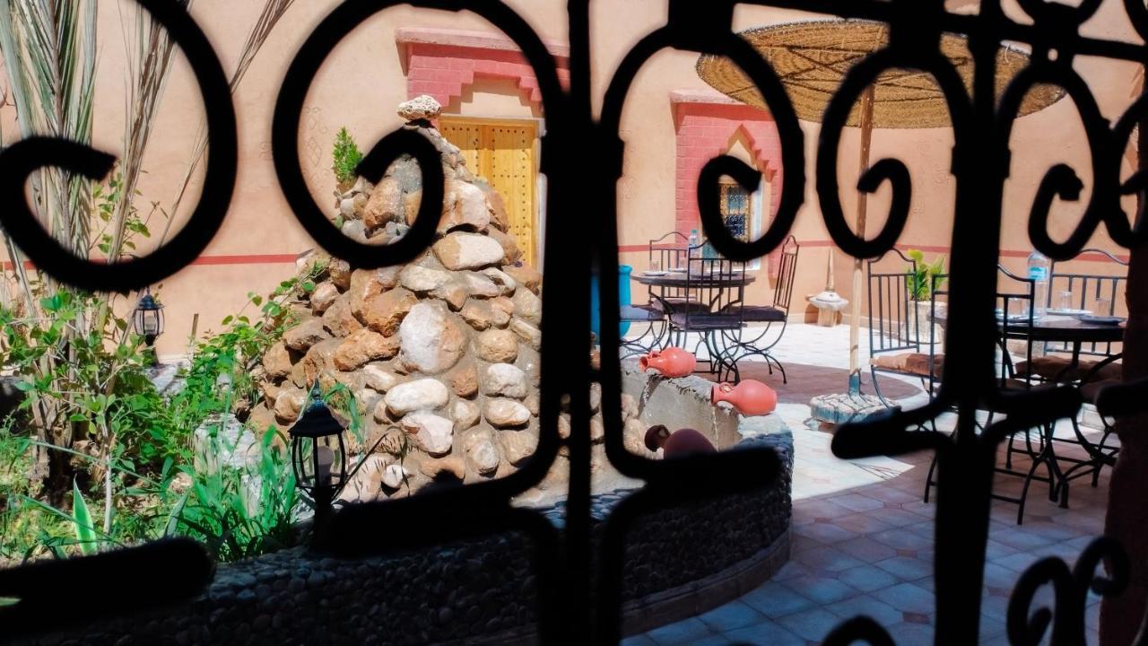 Kasbah Tussna Hotel Boumalne Exterior foto