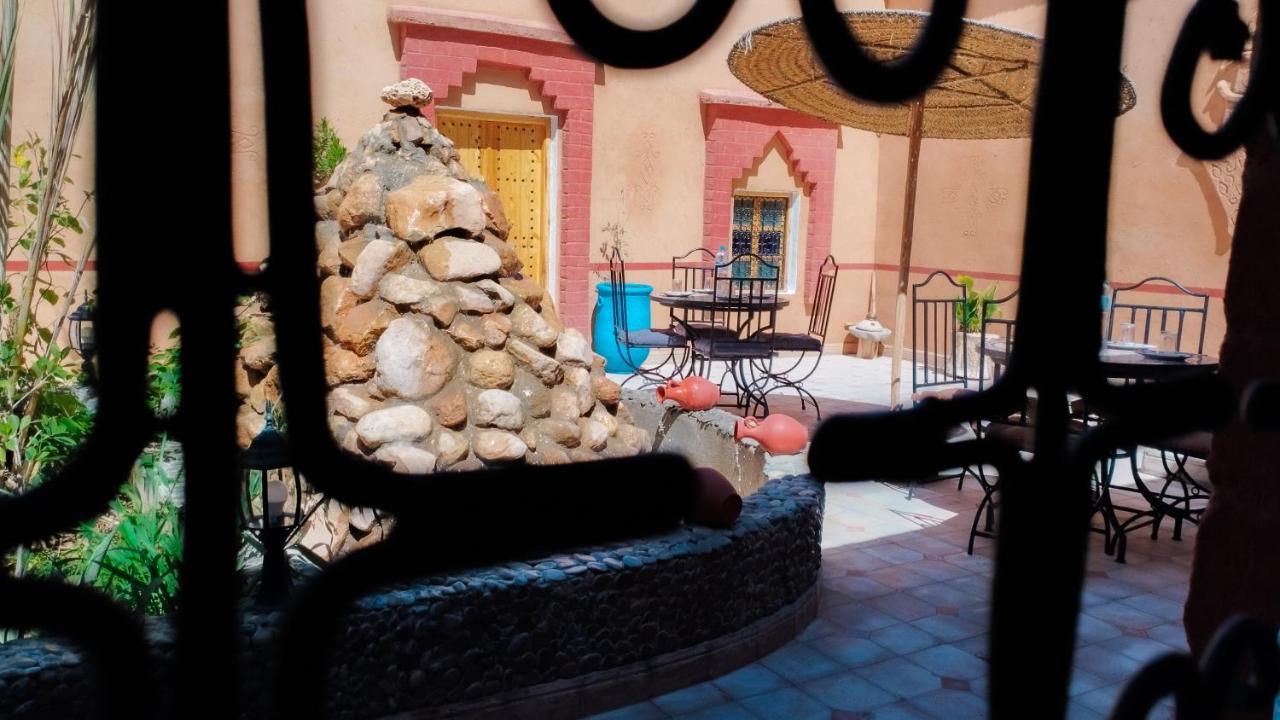 Kasbah Tussna Hotel Boumalne Exterior foto